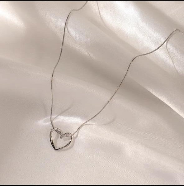 Collar simple corazón